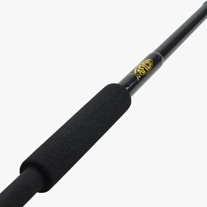 Load image into Gallery viewer, Aftco Black Tapered Fiberglass Gaff

