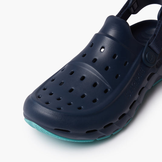 Dogtooth Clog