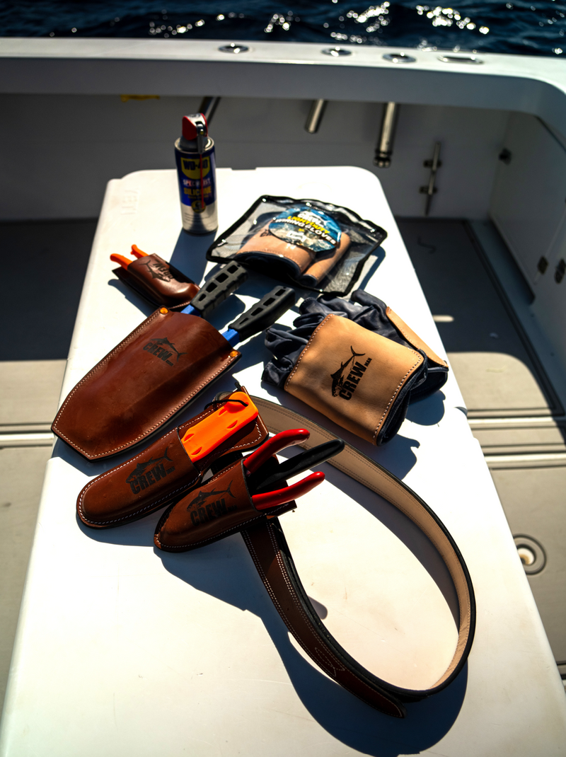 Load image into Gallery viewer, CREWman Manley Plier/Knife Combo
