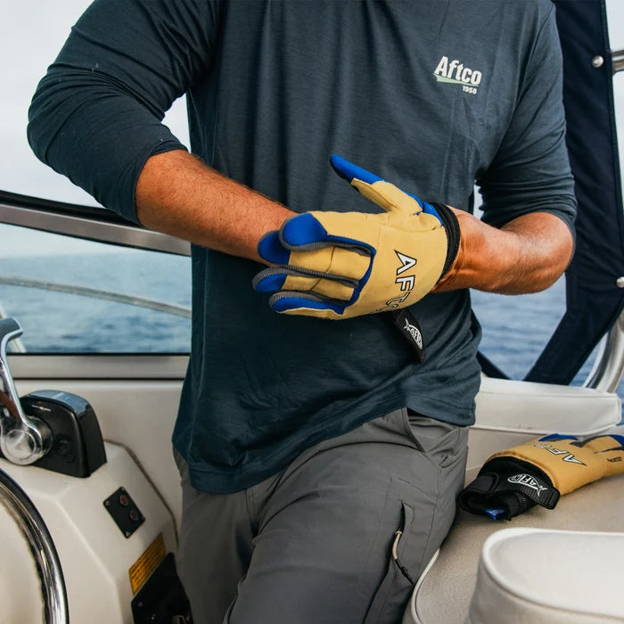 Load image into Gallery viewer, AFTCO Wire Max Gloves
